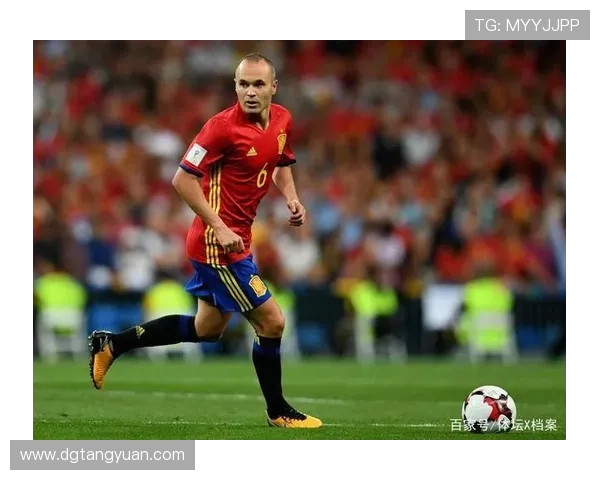 探寻足球界的传奇人物小白背后的故事与成就 探寻足球界的传奇人物小白背后的故事与成就