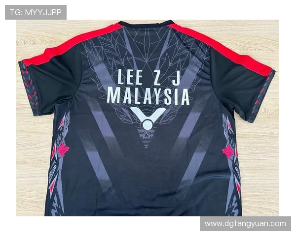 羽毛球装备选购指南:精选舒适球衣推荐助你提升比赛表现 羽毛球装备选购指南:精选舒适球衣推荐助你提升比赛表现